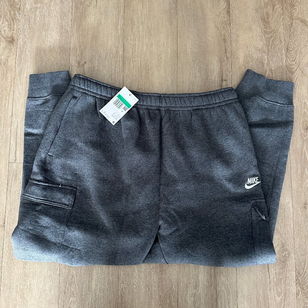 NWT Nike Men's Club Cargo Jogger Sweatpants - Charcoal Grey - XL